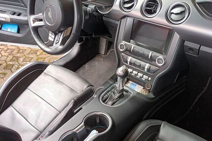 Ford Mustang 11.000 km 36.000 &euro; Feldafing 82340