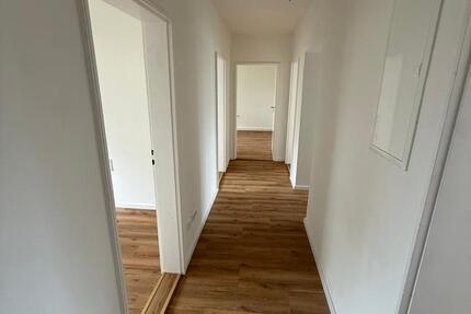 Wohnung Amberg - 3 Zimmer, 73 m&sup2;, 765&euro; | Angebot:26276519
