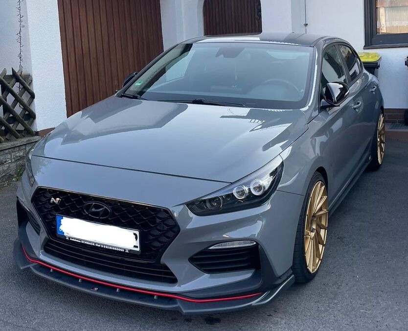 i30
