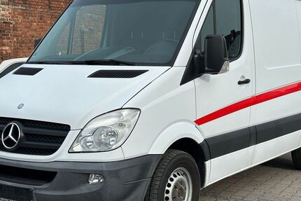 Mercedes-Benz Sprinter 190.000 km 8.990 € Nürnberg, Mittelfranken 90431