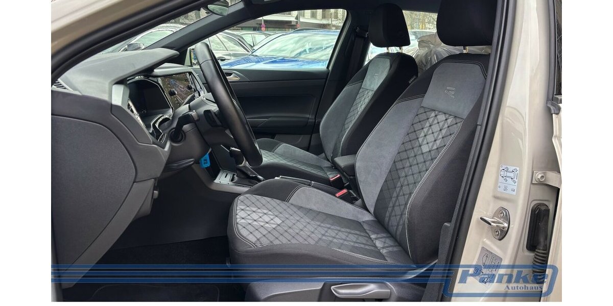 VW Polo R-Line 1.0 TSI DSG*ACC*LED*SHZ*PDC*Cockpit* 21.081 km 19.990 &euro; Berlin 13187