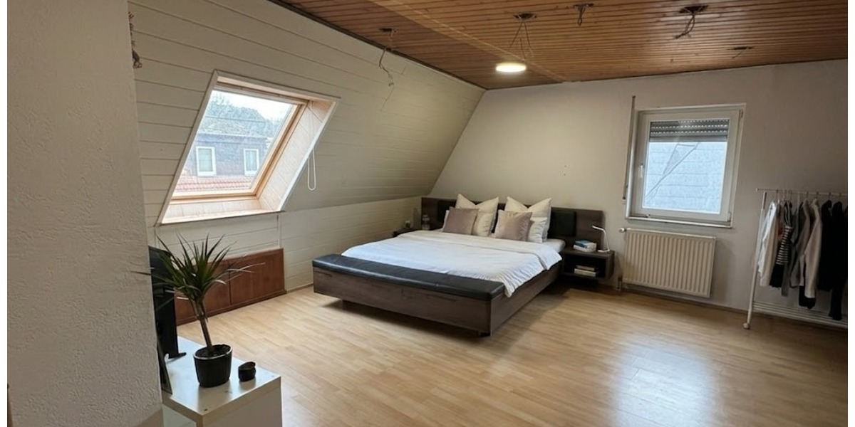 Großzügiges Einfamilienhaus mit Dachterrasse, Scheune und zusätzlichem Grundstück - Einfamilienhaus Weiler bei Monzingen | Angebot:26268955