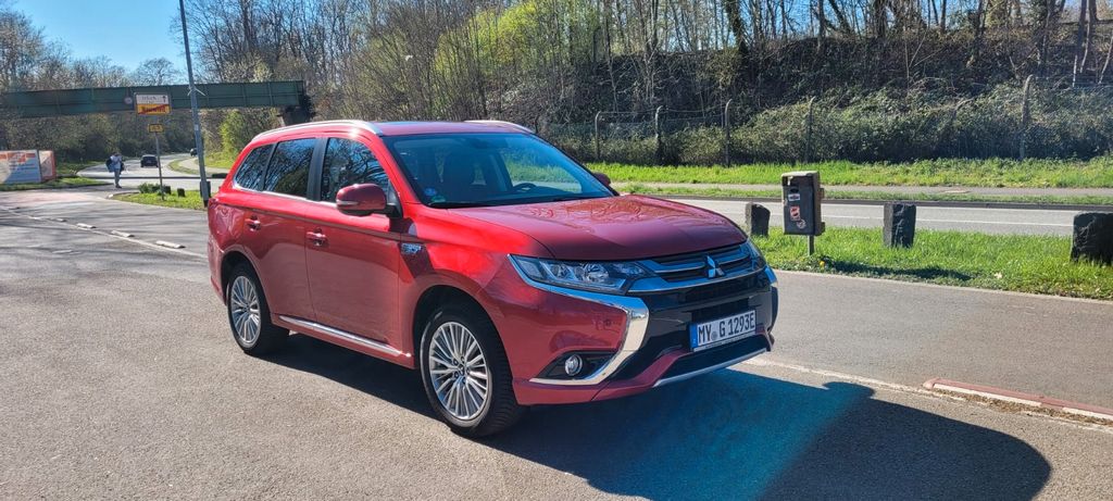 Mitsubishi Outlander 140.750 km 15.900 € Weißenthurm 56575