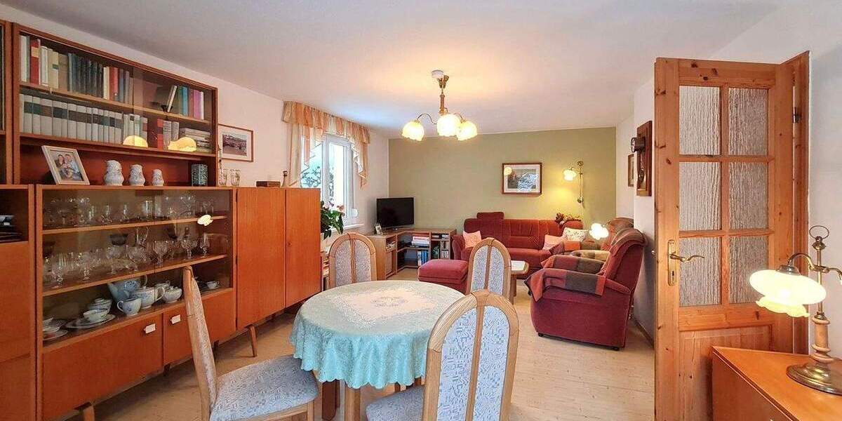 Charmanter Bungalow mit großem Garten & Ausbaupotenzial 2 zimmer