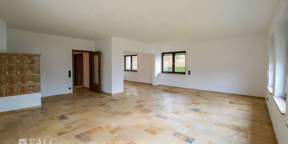 Mehrfamilienhaus, Wohnhaus Pleinfeld - 8 Zimmer, 237 m&sup2;, 480.000&euro; | Angebot:26787560