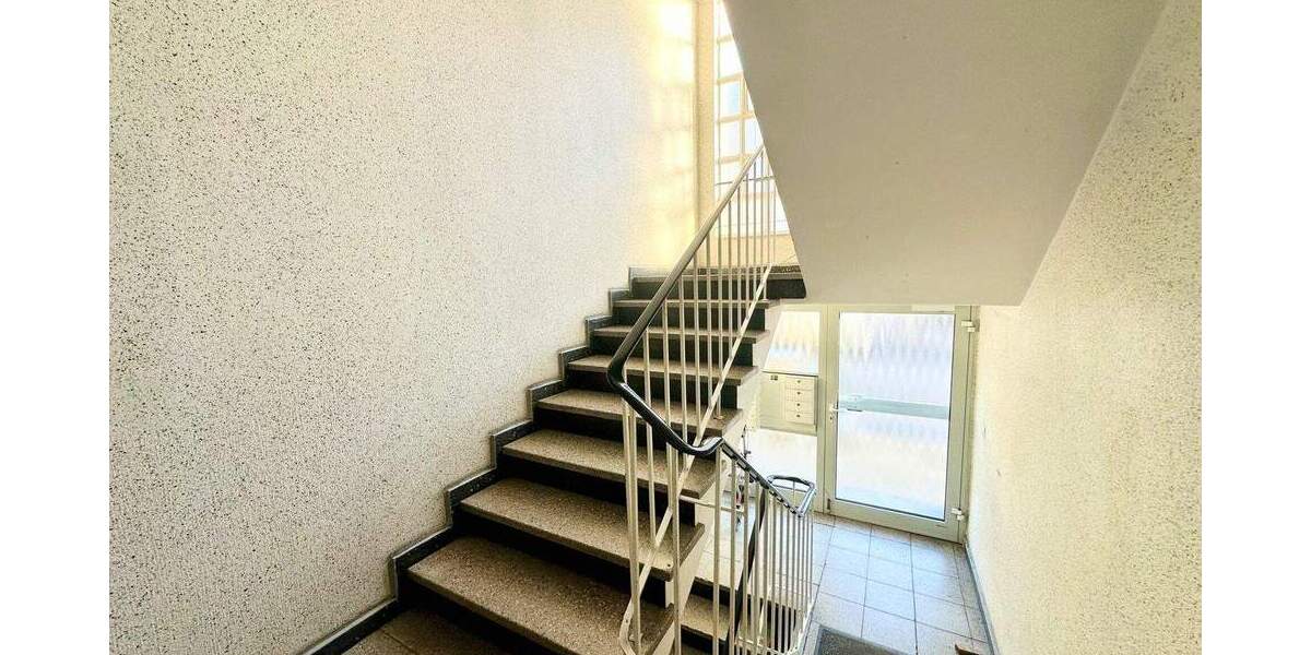 Etagenwohnung Mülheim an der Ruhr Mitte - 2 Zimmer, 66 m&sup2;, 149.000&euro; | Angebot:24860048