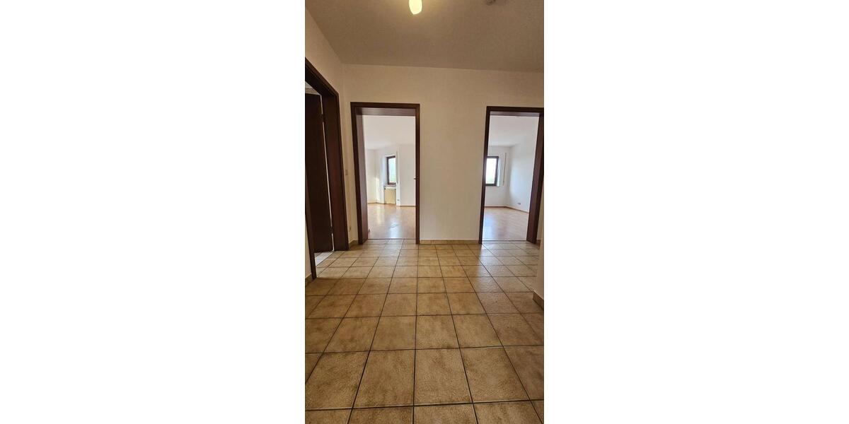 Etagenwohnung Nördlingen - 3 Zimmer, 89 m&sup2;, 755&euro; | Angebot:26481347