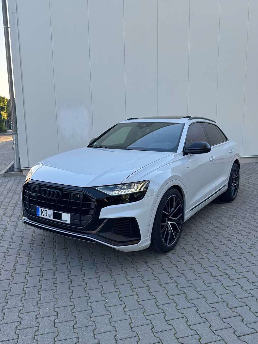 Audi Q8 99.780 km 55.900 € Krefeld 47807