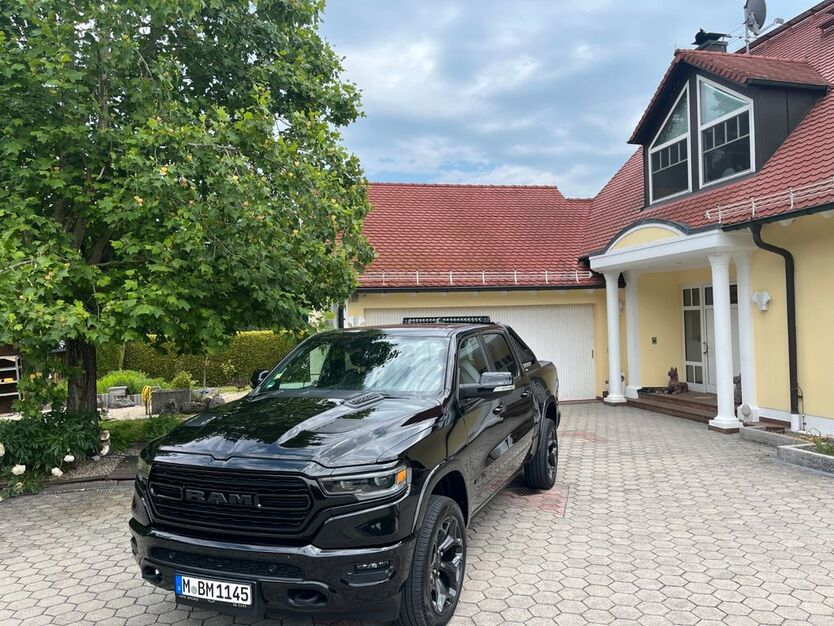 Dodge RAM 61.000 km 79.000 € Odelzhausen 85235