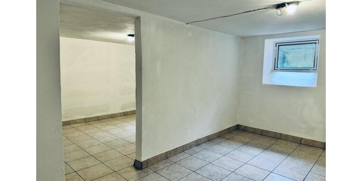 Einfamilienhaus Heide - 7 Zimmer, 199 m&sup2;, 2.200&euro; | Angebot:26340952