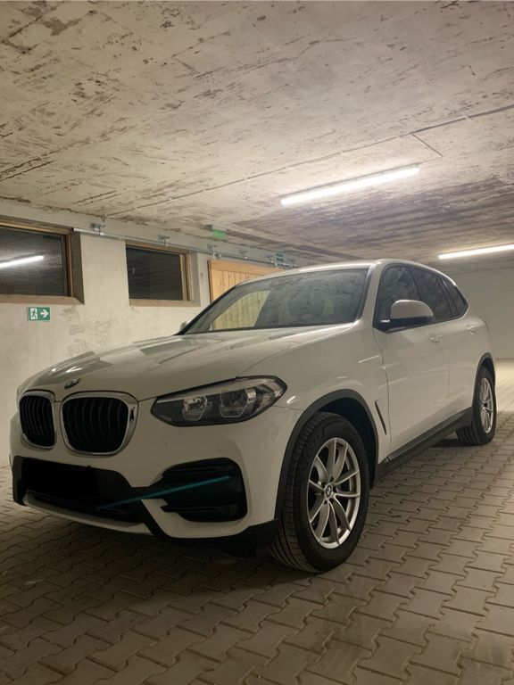 X3