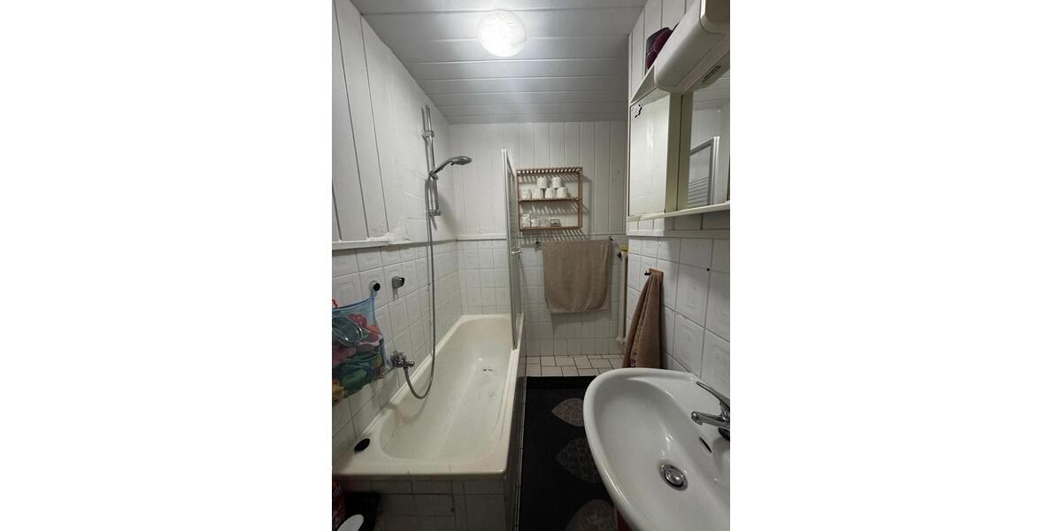 Dachgeschoßwohnung Calberlah - 4 Zimmer, 76 m&sup2;, 600&euro; | Angebot:26421273