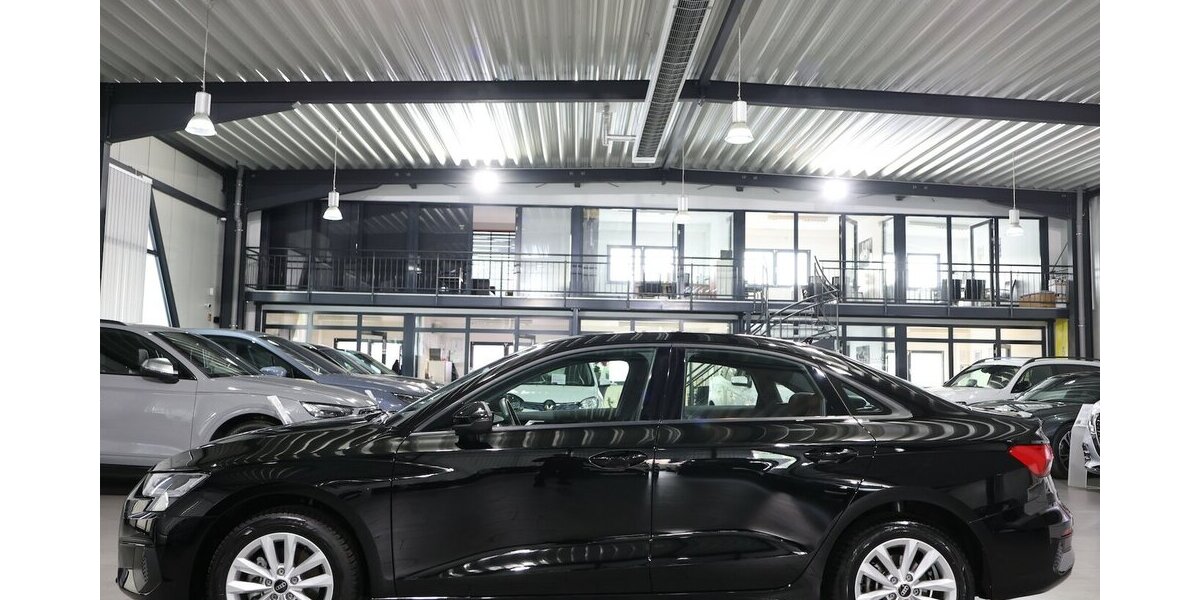 Audi A3 LIMOUSINE 35 TFSI BUSINESS BLACK LED,ACC+LANE 16.000 km 26.777 &euro; Hamm 59077