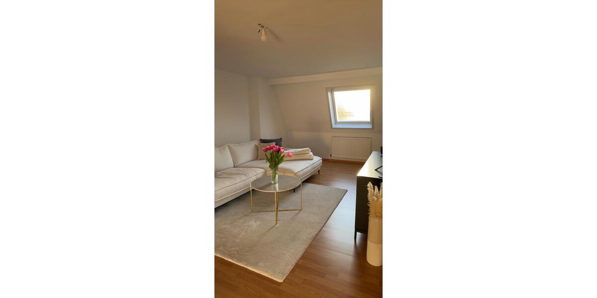Dachgeschoßwohnung Heilbronn Kernstadt - 2.5 Zimmer, 82 m&sup2;, 1.060&euro; | Angebot:26663418