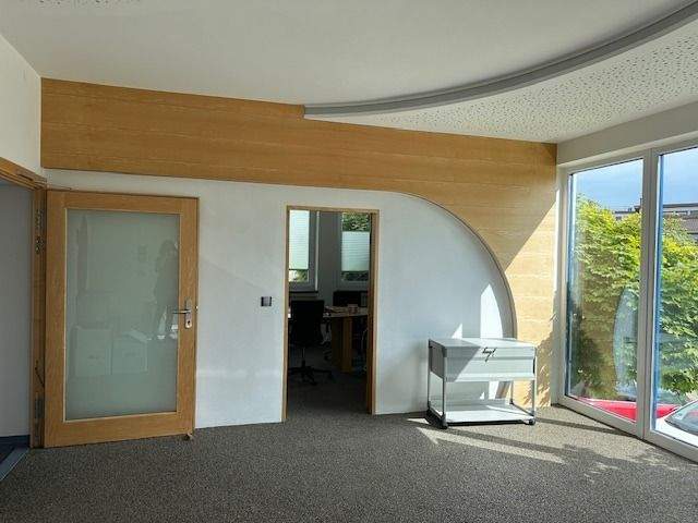 Gewerbeobjekt Weißenhorn - 1 Zimmer, 750 m&sup2;, 6.000&euro; | Angebot:24450599