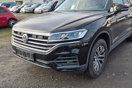VW Touareg 200.000 km 21.000 &euro; Elz 65604