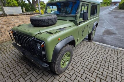 Land Rover Defender 146.593 km 21.000 &euro; Montabaur 56410