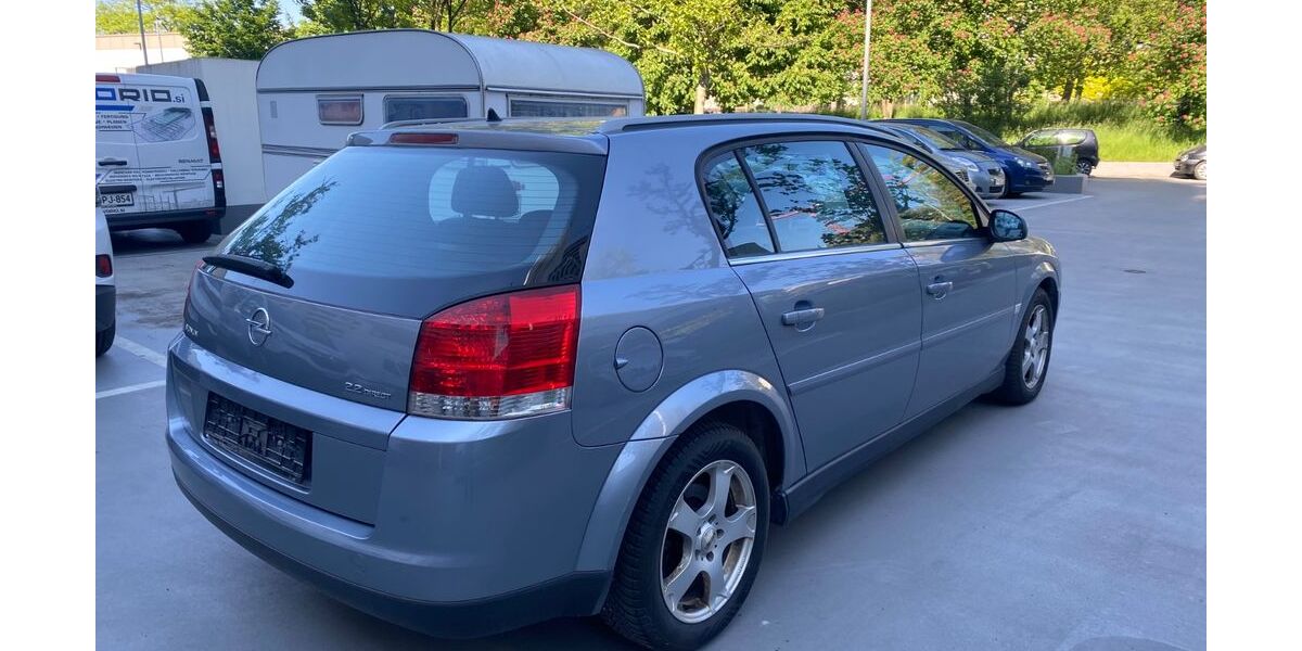 Opel Signum 115.000 km 1.200 &euro; München 80809