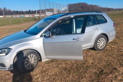 VW Golf 211.500 km 8.700 &euro; Kalbach 36148