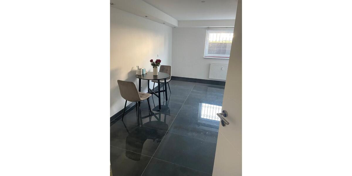 Etagenwohnung Sinsheim - 2 Zimmer, 70 m&sup2;, 650&euro; | Angebot:25961965