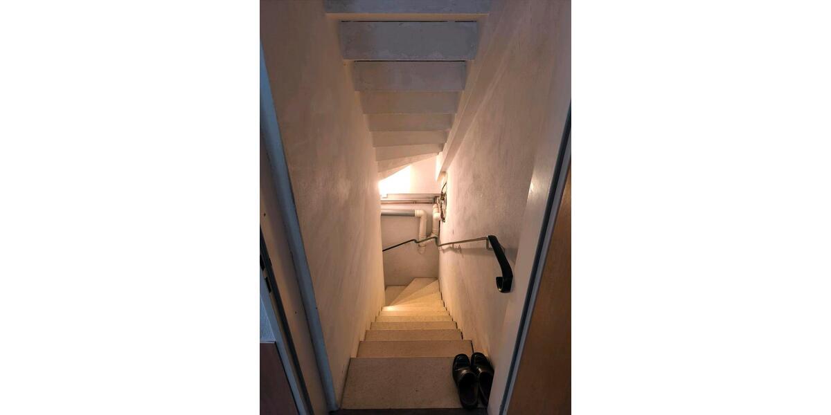 Einfamilienhaus mit 180 m2 Wohnfläche, voll unterkellert 7.5 zimmer