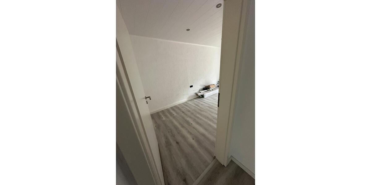 Erdgeschoßwohnung Kaiserslautern Einsiedlerhof - 3 Zimmer, 72 m&sup2;, 1.100&euro; | Angebot:25407952