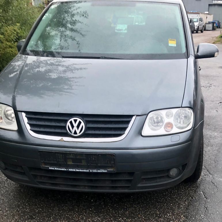 VW Touran 341.159 km 1.400 € Kiel 24114