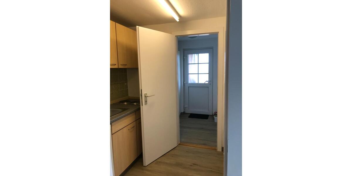 Etagenwohnung Heide - 1 Zimmer, 30 m&sup2;, 270&euro; | Angebot:25541013