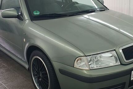 Skoda Octavia 144.800 km 2.490 &euro; Berlin 12681
