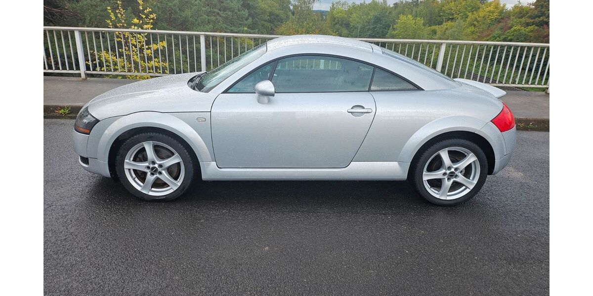 Audi TT 262.500 km 3.699 &euro; Vellmar 34246
