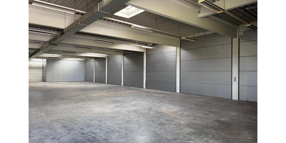 Gewerbeflächen Hallen für Lager und Produktion zu vermieten zimmer