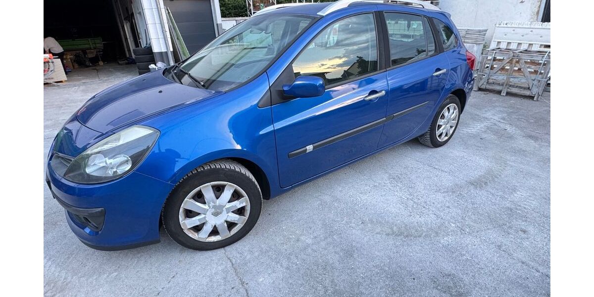 Renault Clio 155.000 km 1.800 &euro; Schwäbisch Gmünd 73529