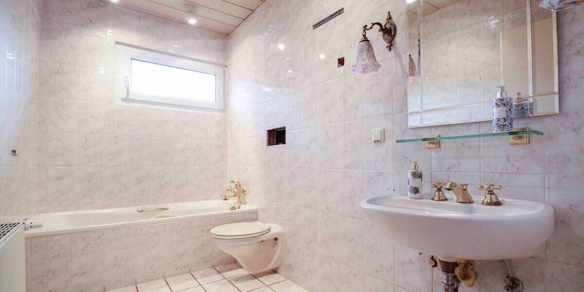 Einfamilienhaus Eppstein Ehlhalten - 6 Zimmer, 218 m&sup2;, 479.000&euro; | Angebot:26259289