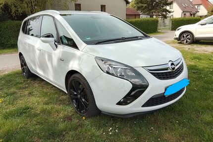 Opel Zafira Tourer
