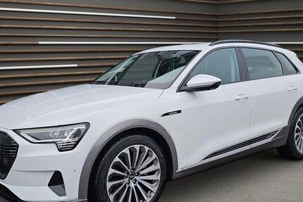 Audi e-tron 43.335 km 34.980 &euro; Schwäbisch Gmünd 73527