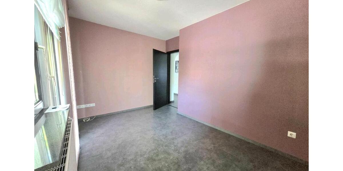 Einfamilienhaus Lauingen (Donau) - 8 Zimmer, 180 m&sup2;, 569.000&euro; | Angebot:26990503