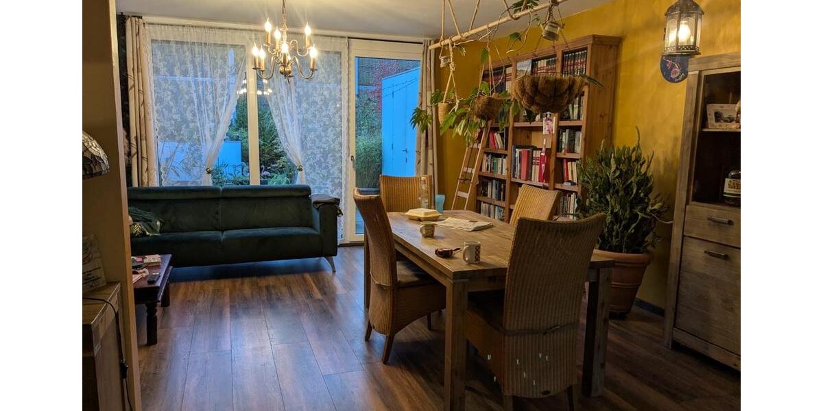 Schönes und modernes Reihenhaus - sehr energieeffizient (A KfW 5.5 zimmer