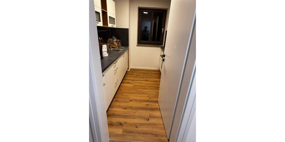 Perfektes City-WG-Zimmer: frisch renoviert, möbliert, sofort verfügbar 1 zimmer