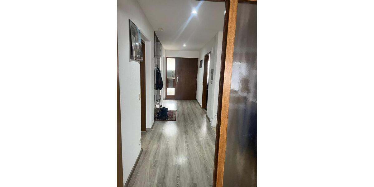 Einfamilienhaus Nürtingen - 6 Zimmer, 219 m&sup2;, 550.000&euro; | Angebot:26833172