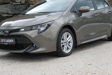 Toyota Corolla 133.500 km 12.990 &euro; Annaberg-Buchholz 09456