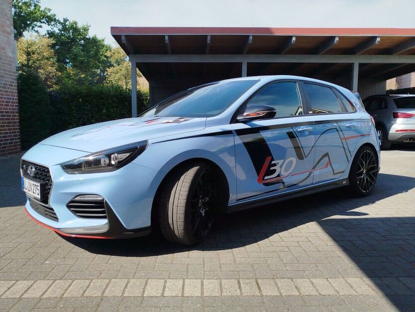 i30