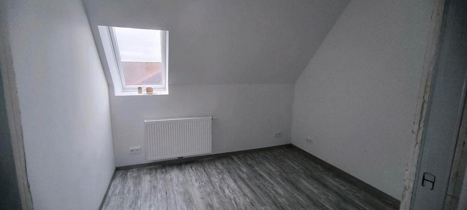 3-Zimmerwohnung DG Petershagen Friedewalde. 3 zimmer