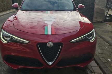 Alfa Romeo Stelvio 104.000 km 22.999 &euro; Duisburg 47198