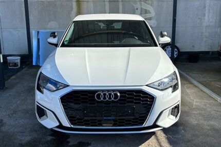 Audi A3 69.000 km 17.900 € Hamburg 22041
