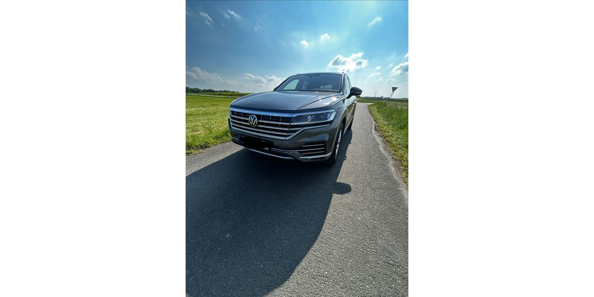 VW Touareg 52.000 km 40.900 &euro; Erwitte 59597