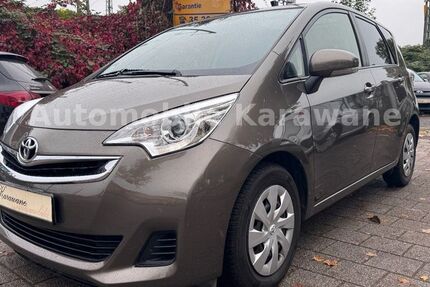 Toyota Verso-S 151.000 km 8.900 &euro; Bremen 28215