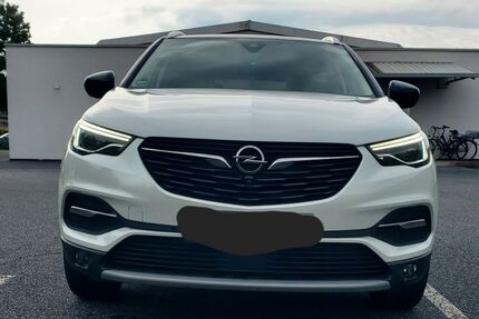 Opel Grandland (X) 64.000 km 18.000 &euro; Rheda-Wiedenbrück 33378