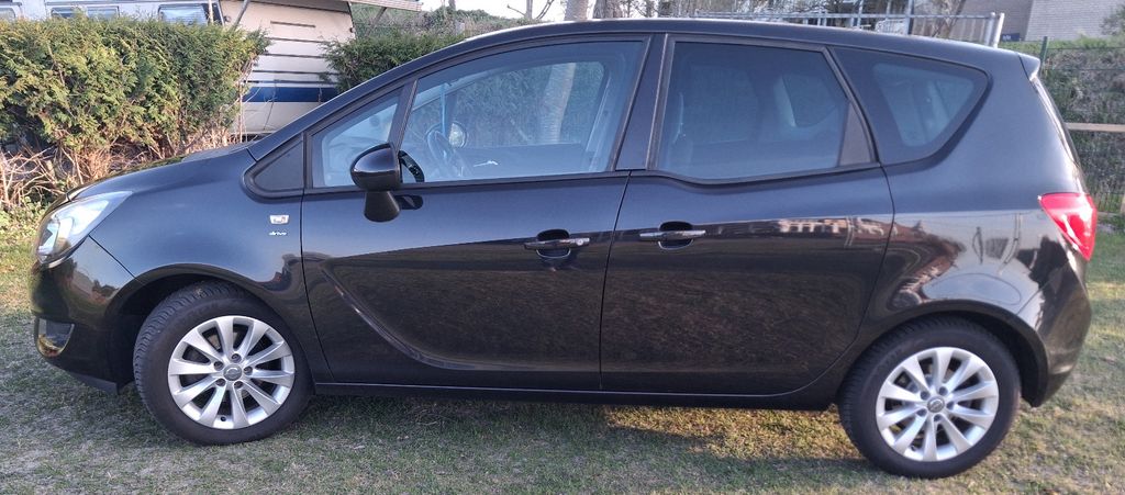 Opel Meriva 117.500 km 5.600 &euro; Glinde 21509