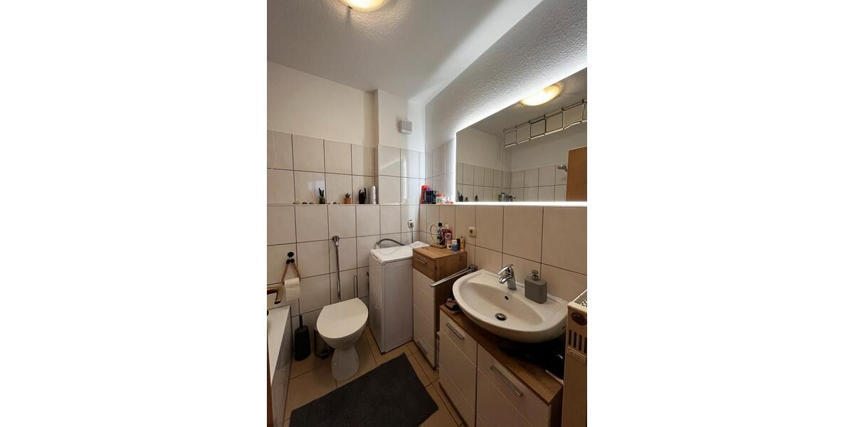 Dachgeschoßwohnung Kirchweidach - 2.5 Zimmer, 55 m&sup2;, 190.000&euro; | Angebot:25154265