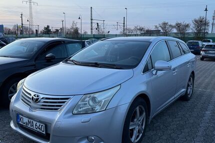 Toyota Avensis 220.616 km 4.300 &euro; Trippstadt 67705